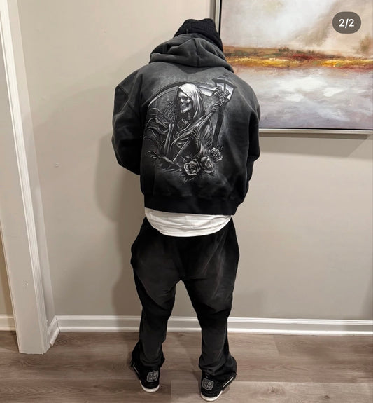 Legacy Don’t Die Sweatsuit